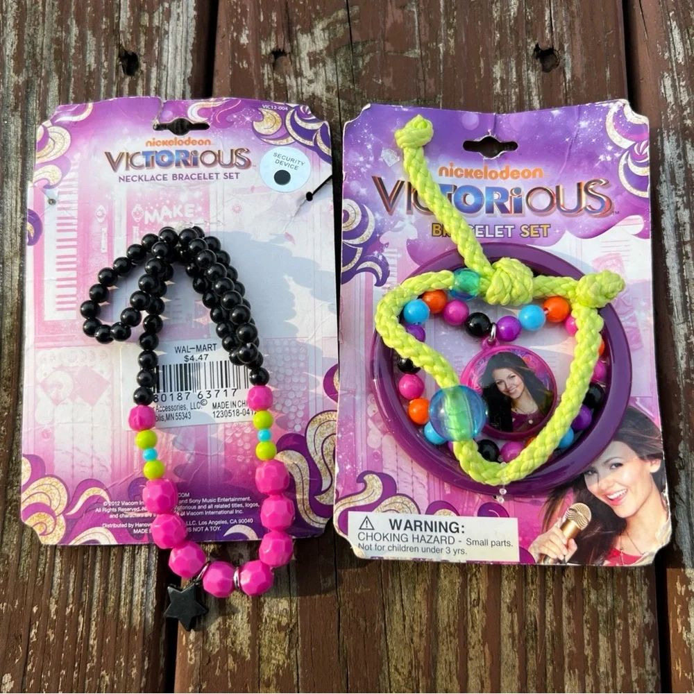 Nickelodeon Victorious Bracelet Set + Necklace Set 2012 Viacom Kidcore Jewelry - Picture 1 of 16